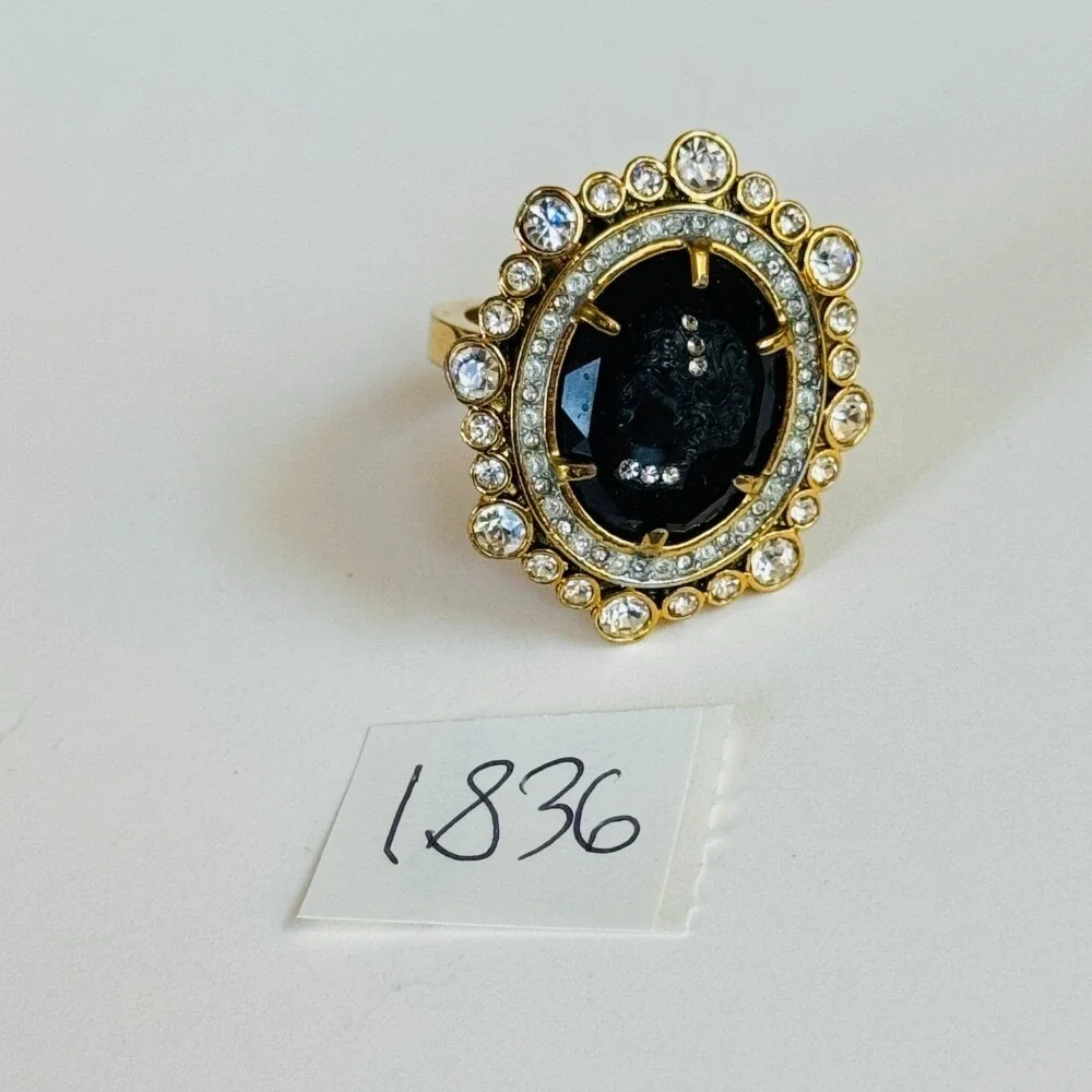 VTG Juicy Couture Cameo Cocktail Ring Marie Antoinette Victorian Y2K Statement‎